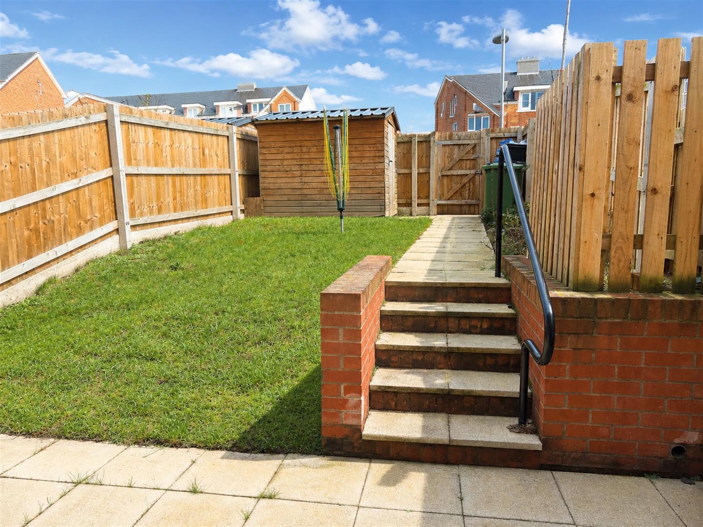 34 Rowland Court, Shrewsbury, SY2 6FP To Let